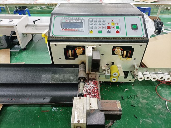 全自动多功能电脑剥线机